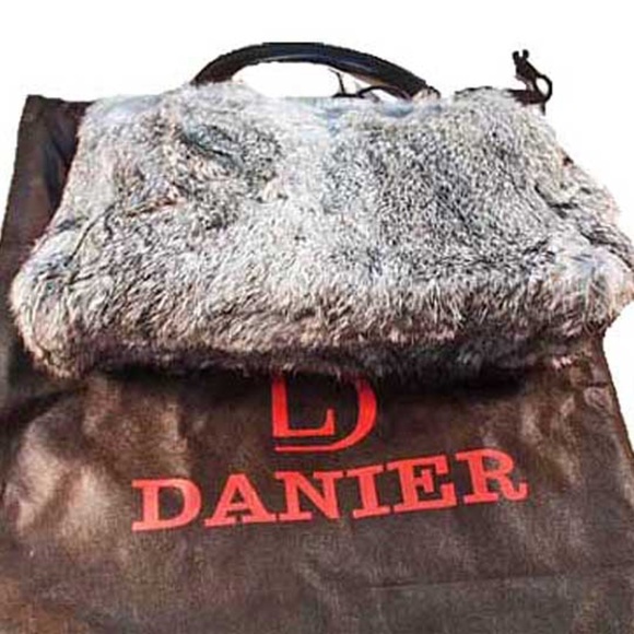 HANDBAG, GRAY RABBIT, MEDIUM SATCHEL, TOP ZIPPER, FULL LINING, FUR BOTH SIDES & - Picture 1 of 7